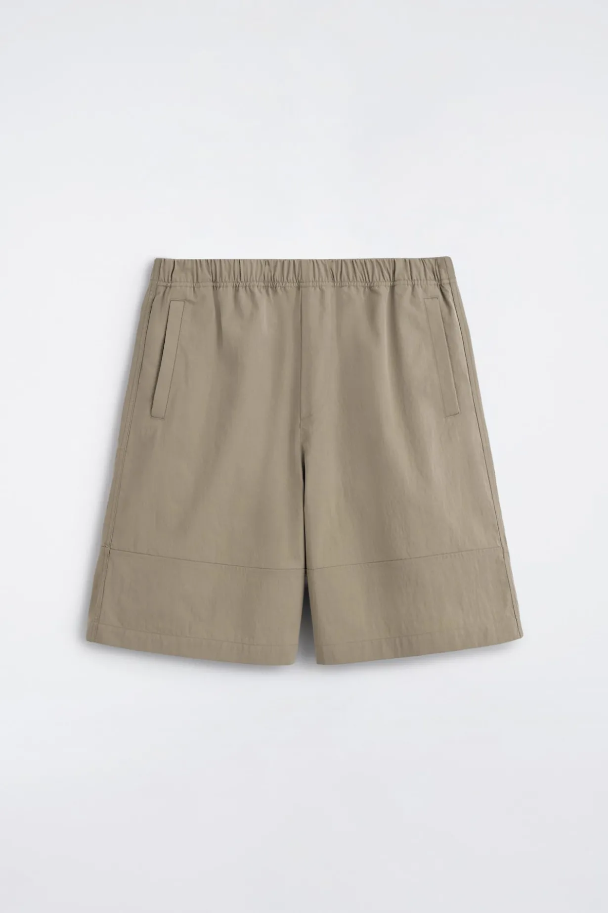 COTTON ELASTICATED KNEE-LENGTH SHORTS