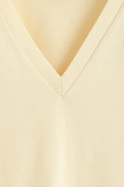 COTTON V-NECK T-SHIRT