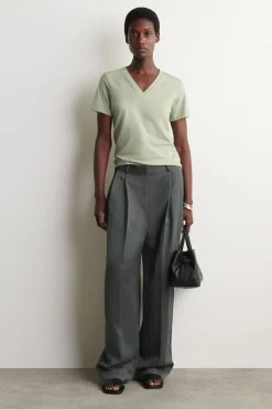 COTTON V-NECK T-SHIRT