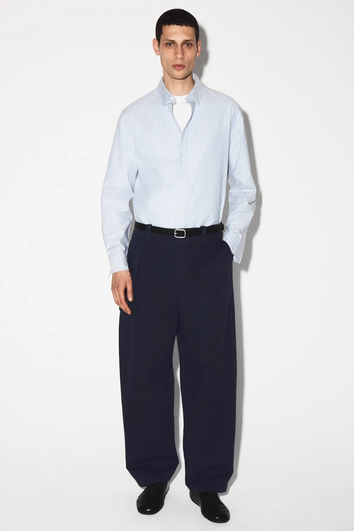 COTTON-BLEND BARREL-LEG UTILITY PANTS