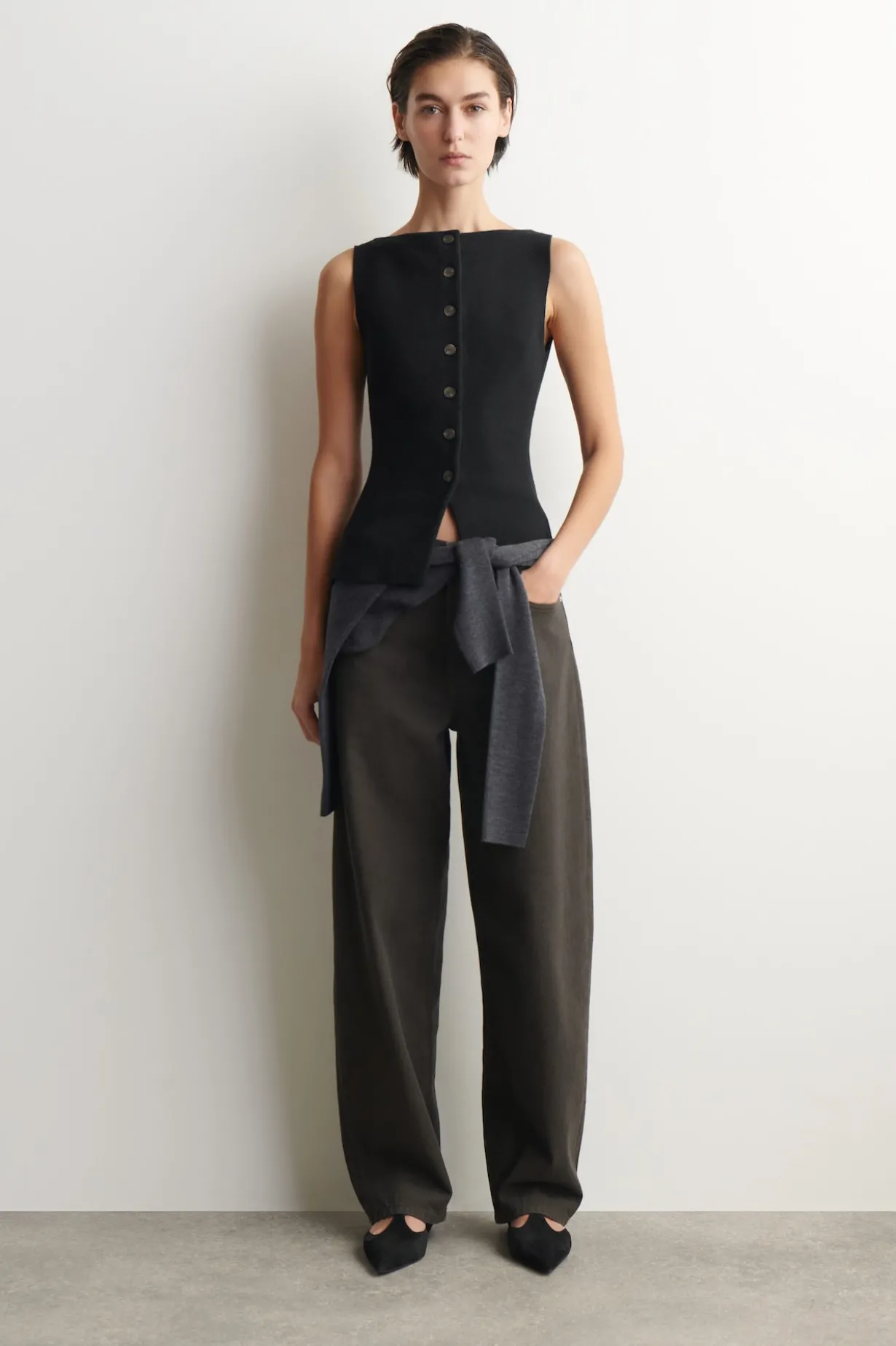 COTTON-BLEND CREPE VEST