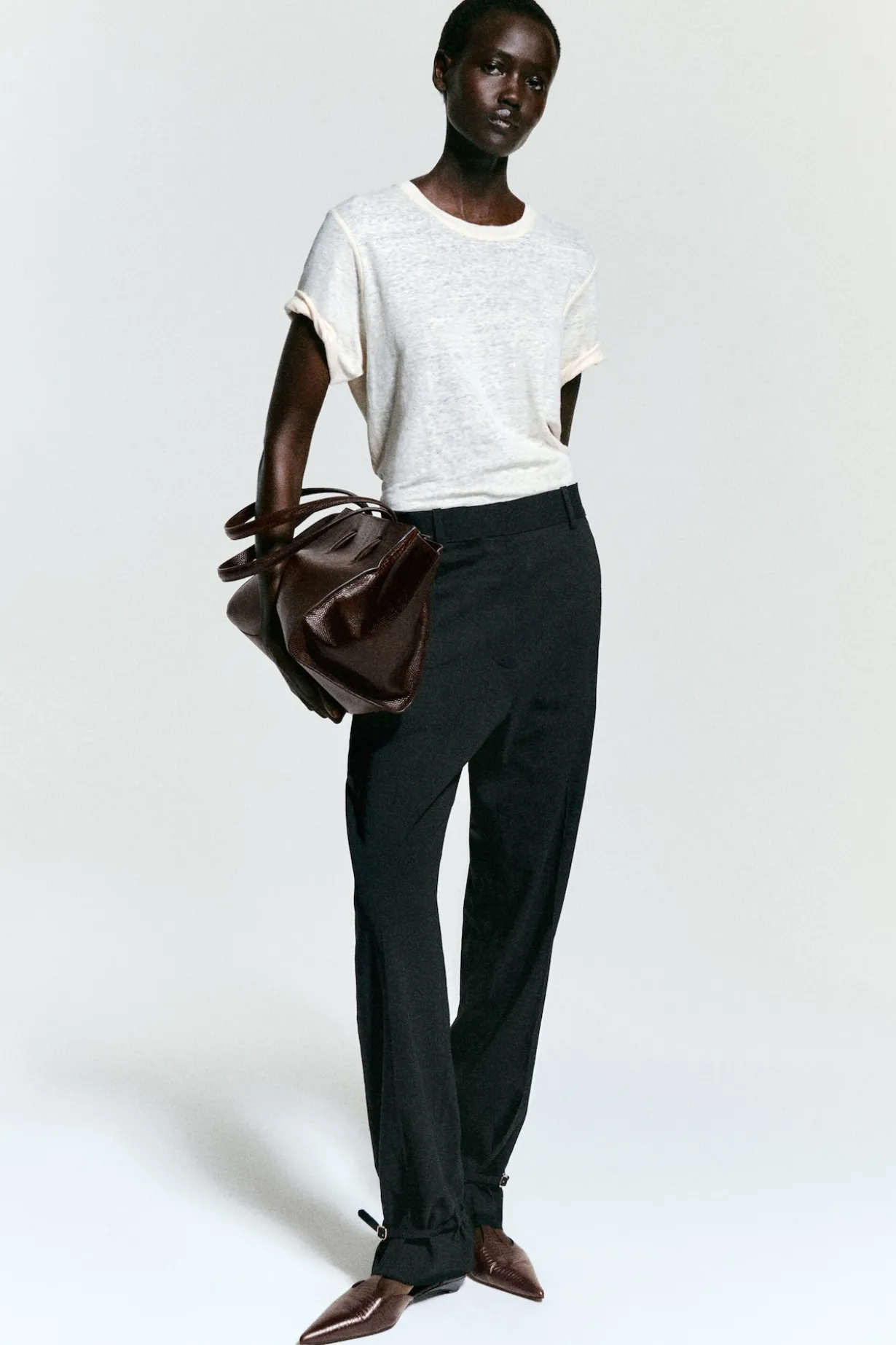 CREW-NECK LINEN T-SHIRT