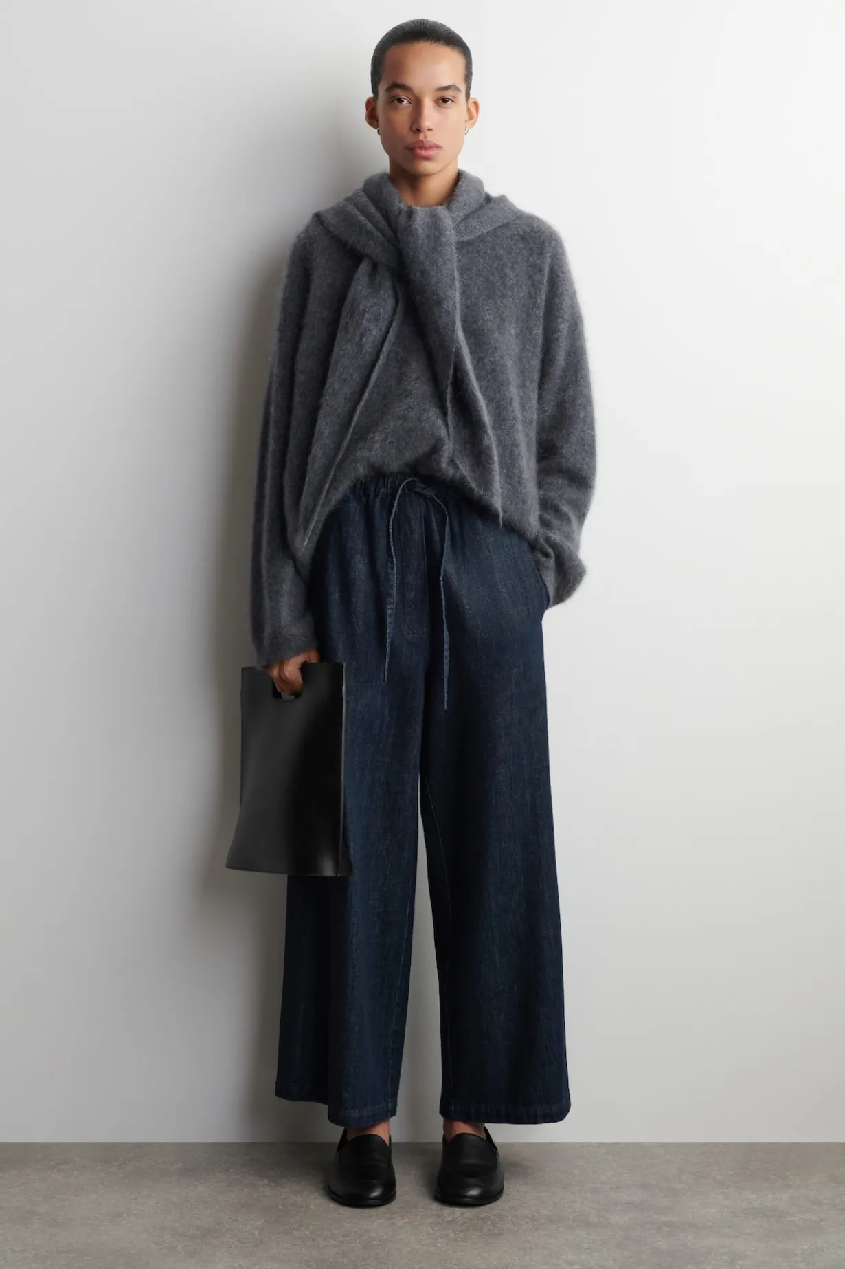 CROPPED DENIM WIDE-LEG PANTS