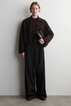 CROPPED KNITTED MERINO WOOL JACKET