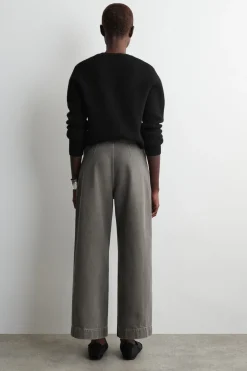 CROPPED WIDE-LEG DENIM PANTS