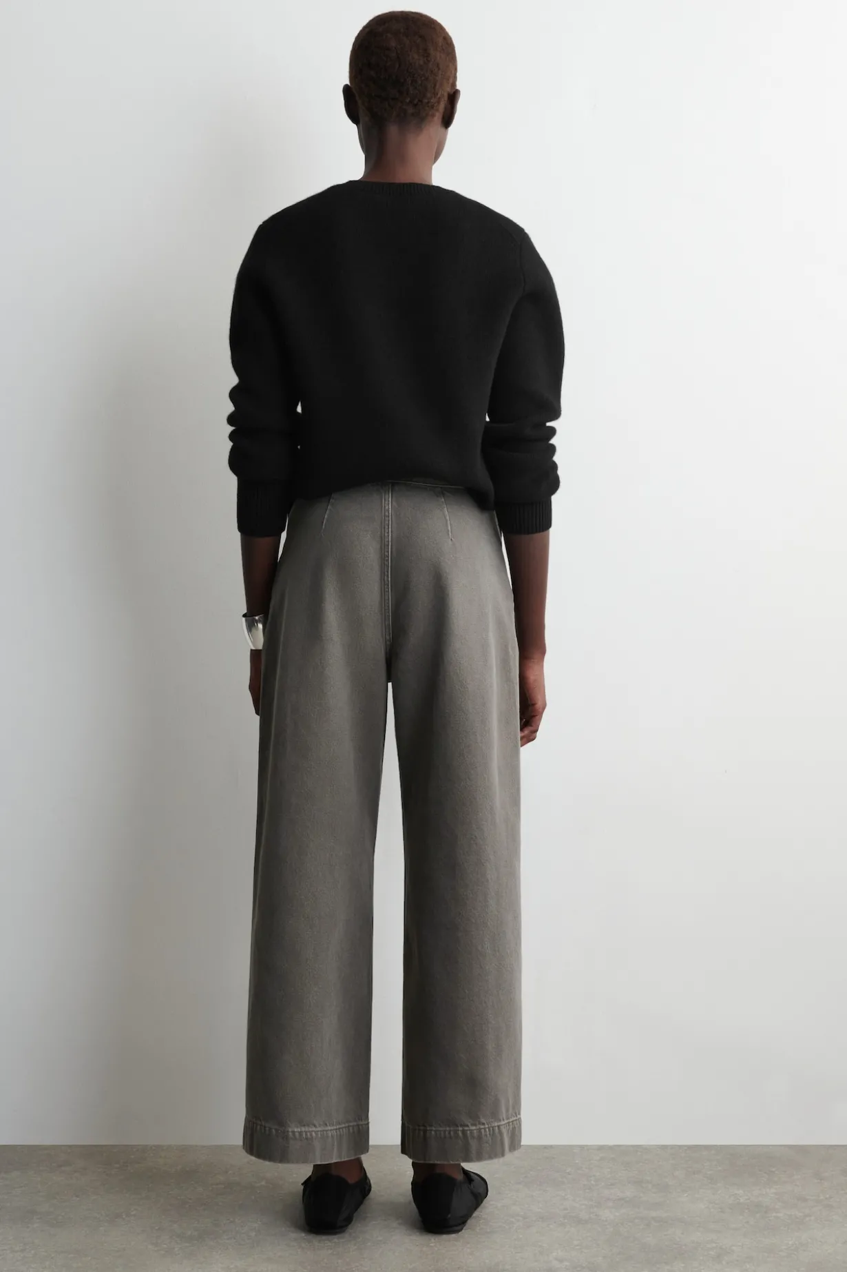 CROPPED WIDE-LEG DENIM PANTS