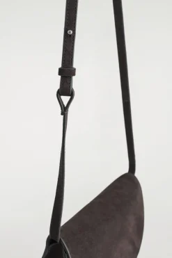CURVED CROSSBODY BAG - SUEDE