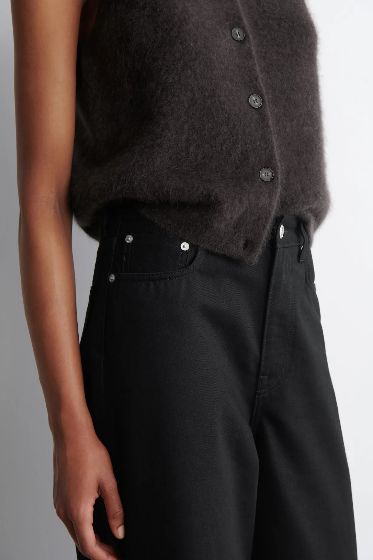 DIAL WIDE-LEG JEANS
