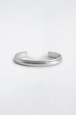 DOUBLE-BAND CUFF