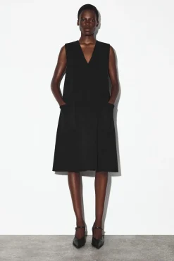 DOUBLE-FACED MERINO WOOL DRESS