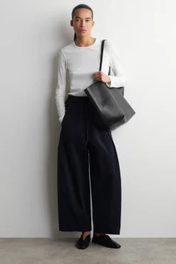 ELASTICATED CORDUROY BARREL-LEG PANTS