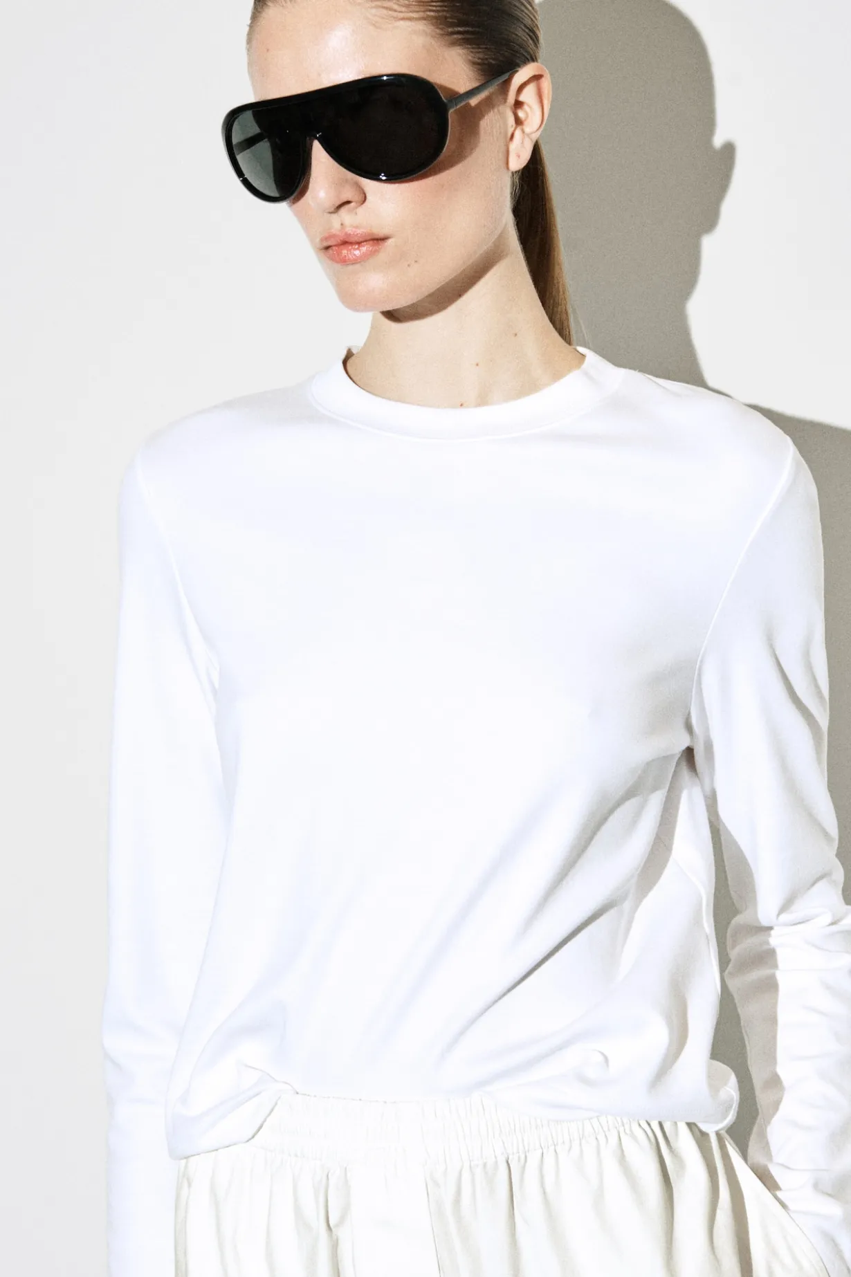 ELASTICATED GROSGRAIN-DETAIL COTTON SHORTS