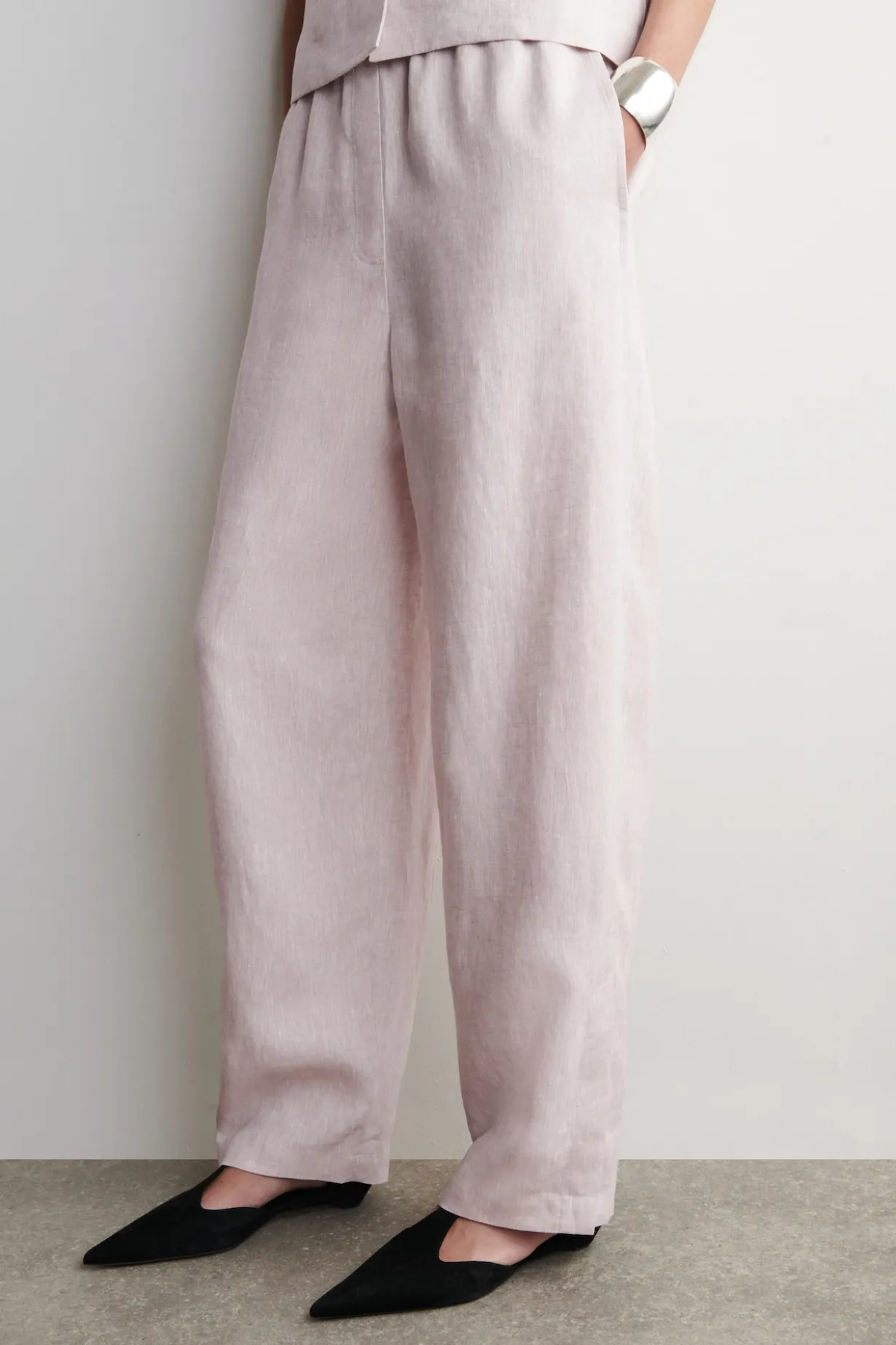 ELASTICATED LINEN BARREL-LEG PANTS