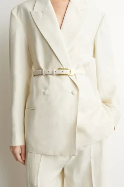 ELONGATED-BUCKLE LEATHER BELT