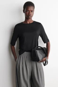 FLUID SILK T-SHIRT