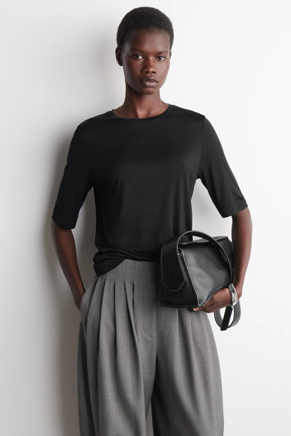 FLUID SILK T-SHIRT