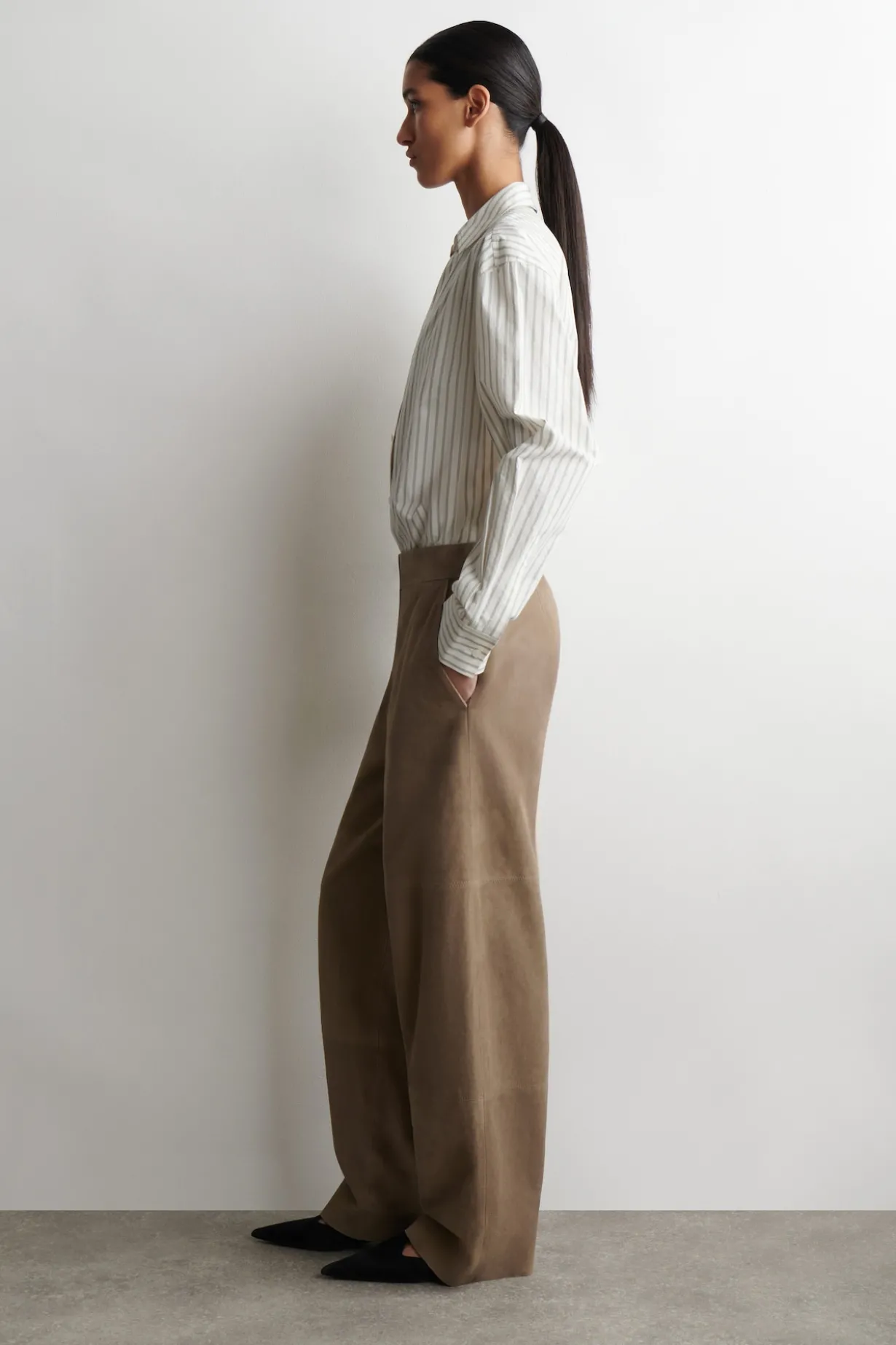 FLUID STRAIGHT-LEG PANTS