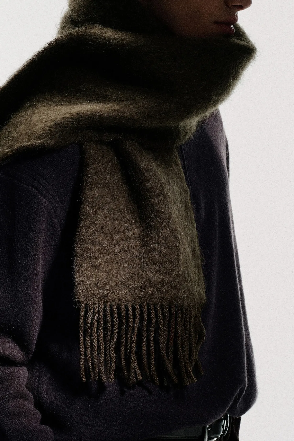 FRINGED MOHAIR SCARF