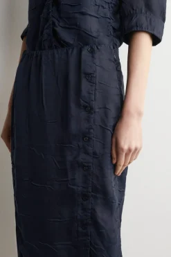 GATHERED CRINKLED MIDI SKIRT