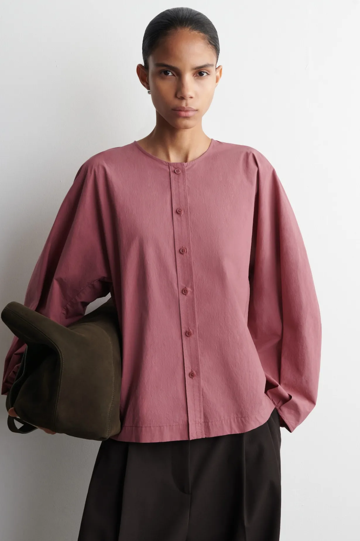GATHERED PIMA COTTON BLOUSE