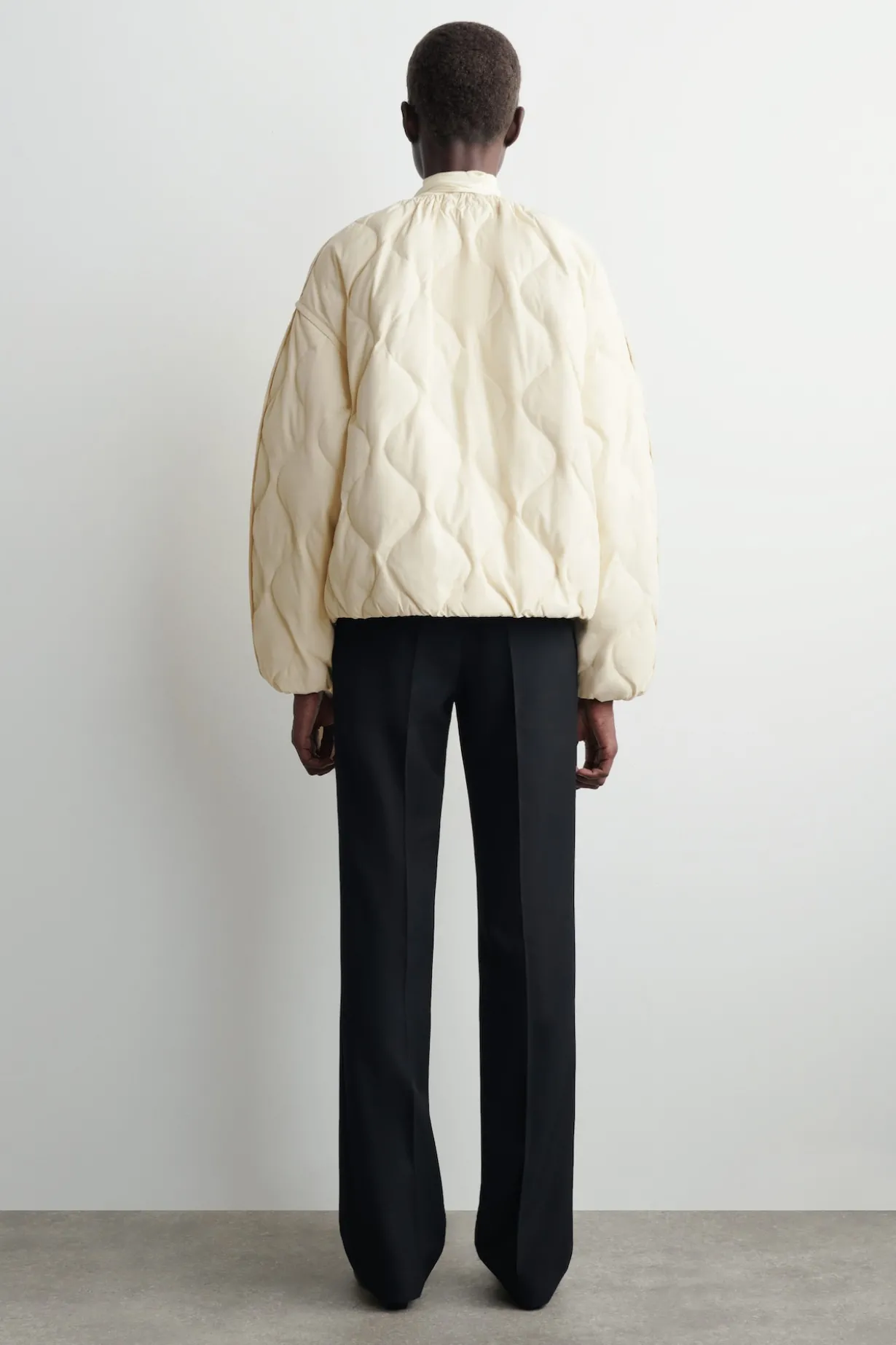 GATHERED QUILTED DOWN JACKET