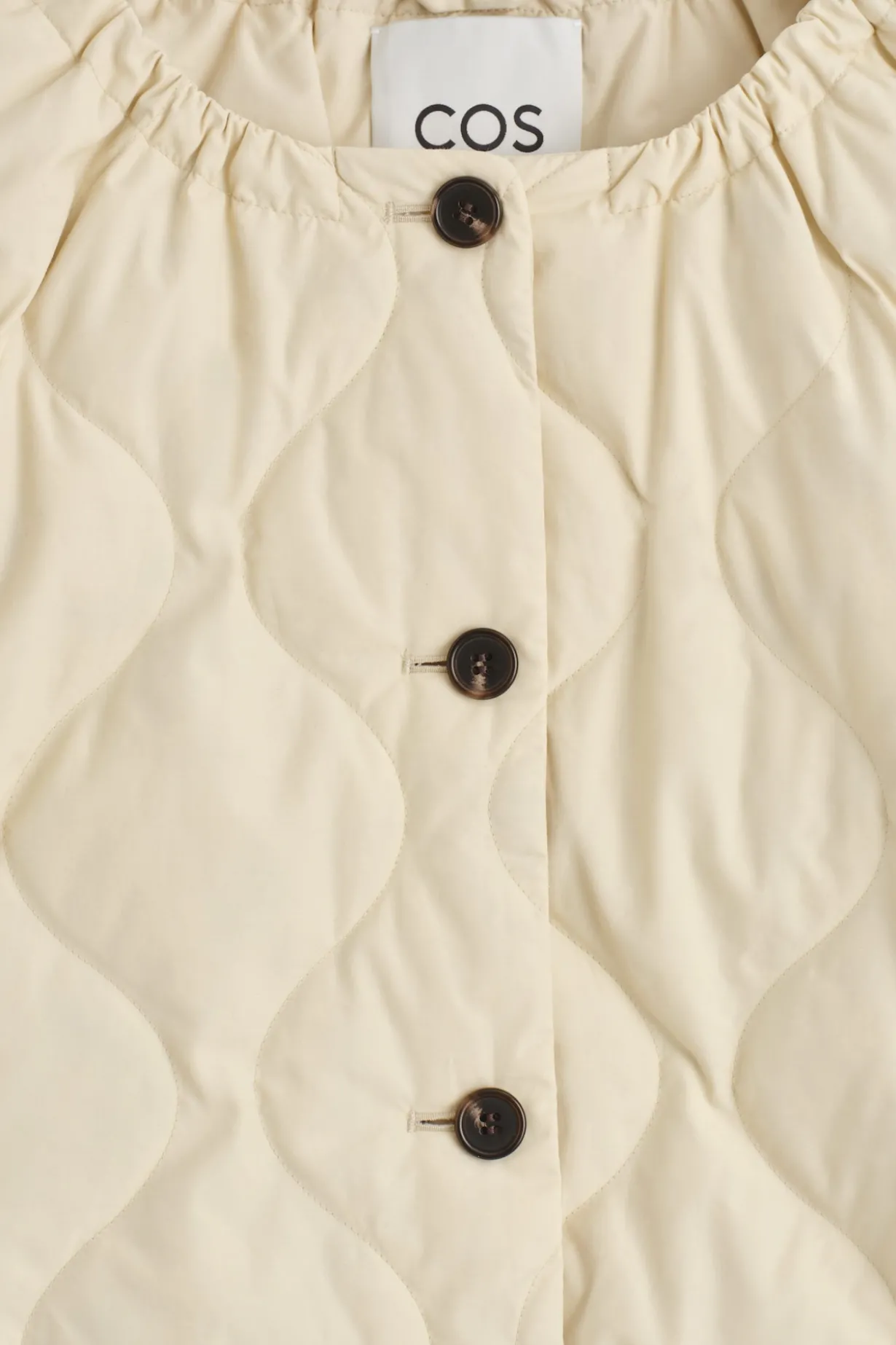 GATHERED QUILTED DOWN JACKET