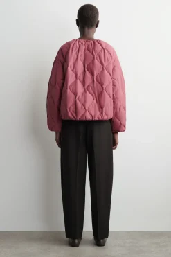 GATHERED QUILTED DOWN JACKET