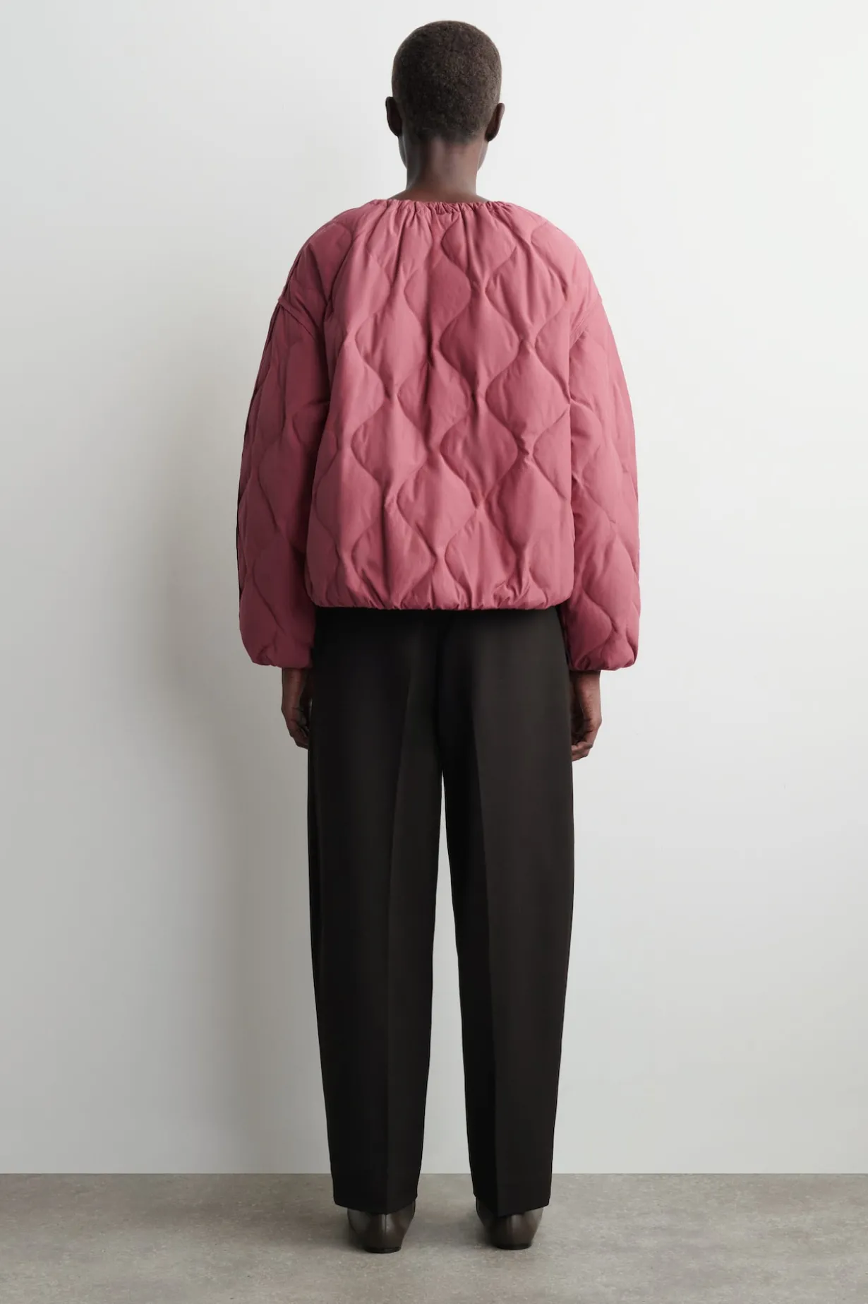 GATHERED QUILTED DOWN JACKET