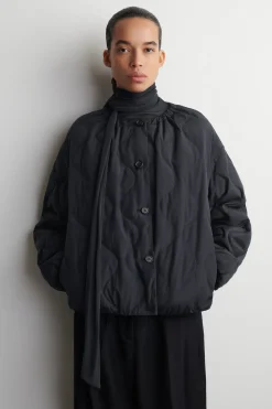 GATHERED QUILTED DOWN JACKET