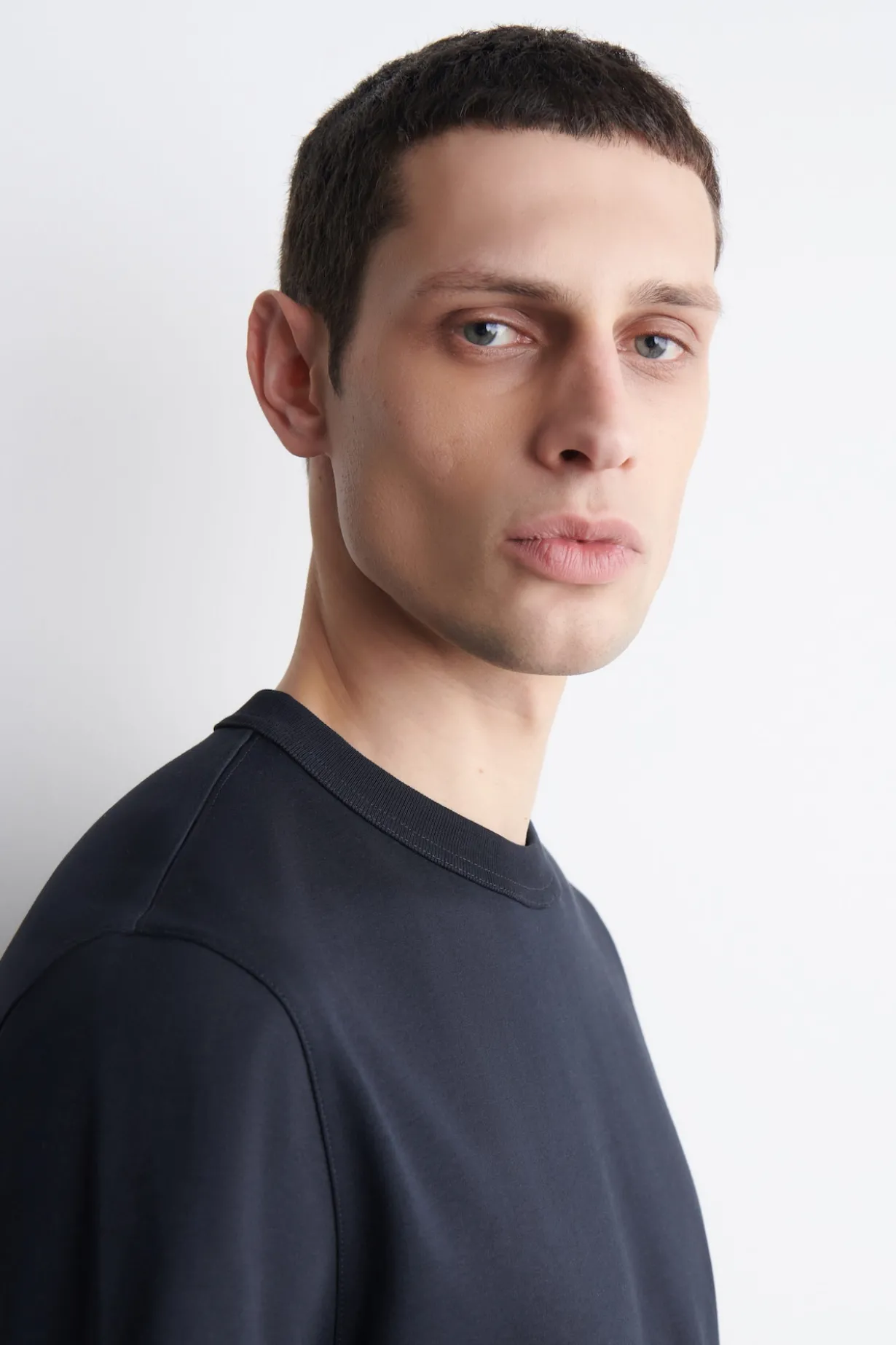 INTERLOCK COTTON CREW-NECK T-SHIRT