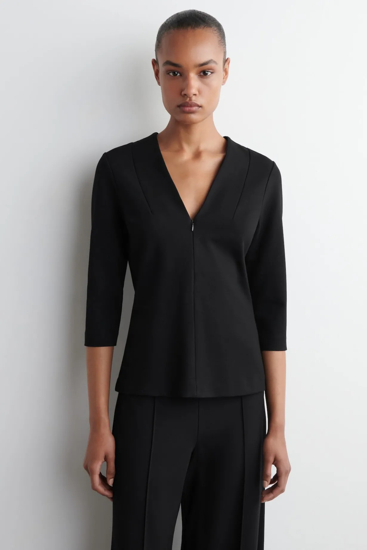 JERSEY V-NECK TOP