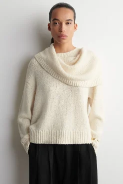 LAYERED SHAWL MERINO-CASHMERE SWEATER