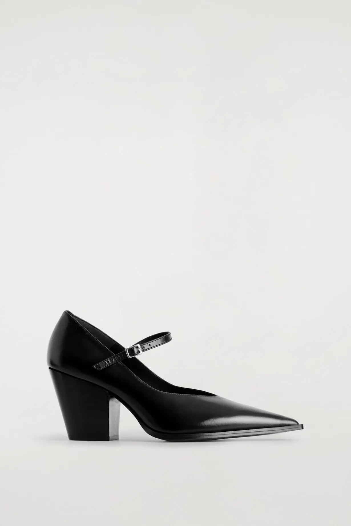 LEATHER HEELED MARY JANE SHOES