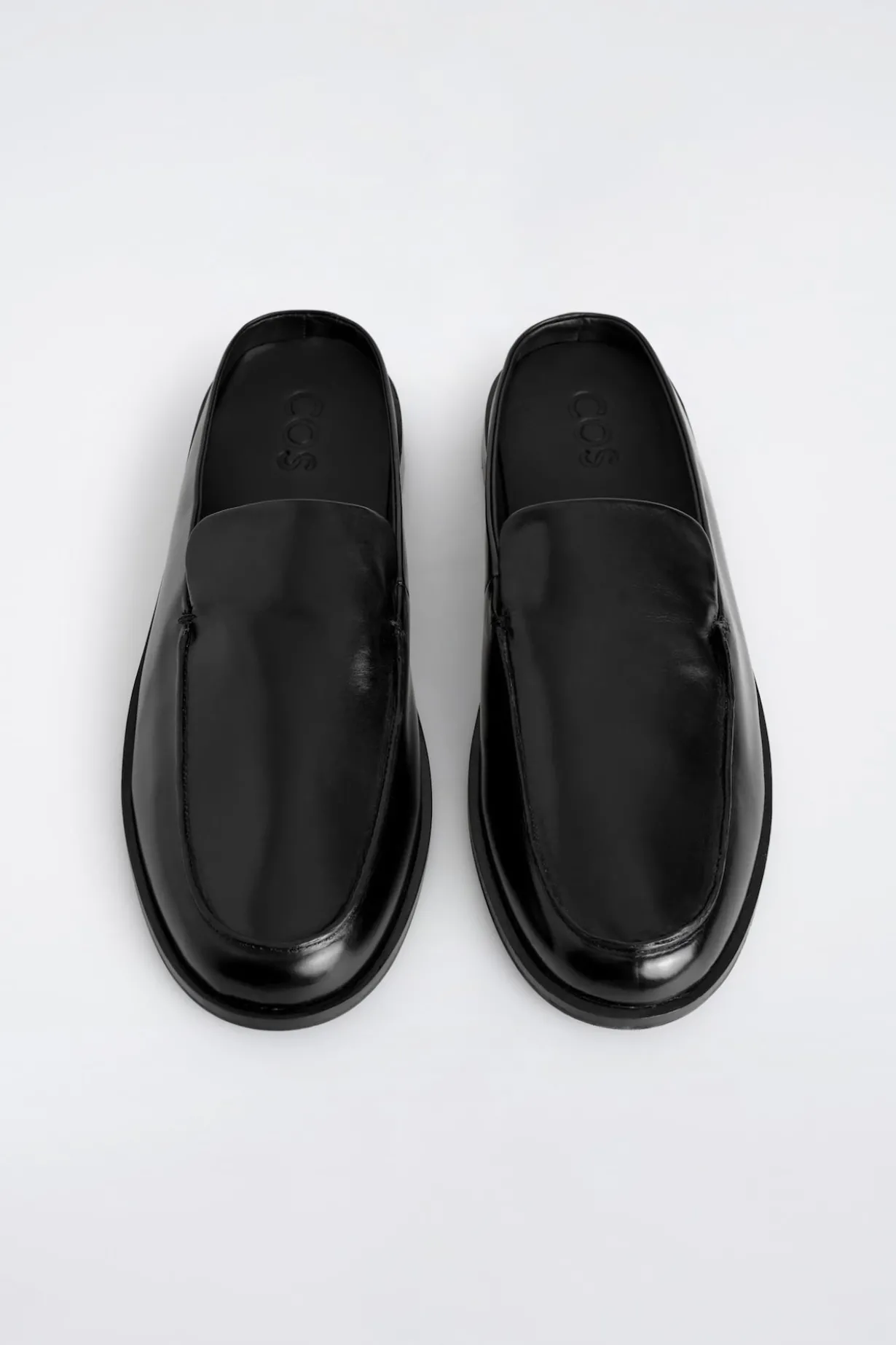 LEATHER MULE LOAFERS