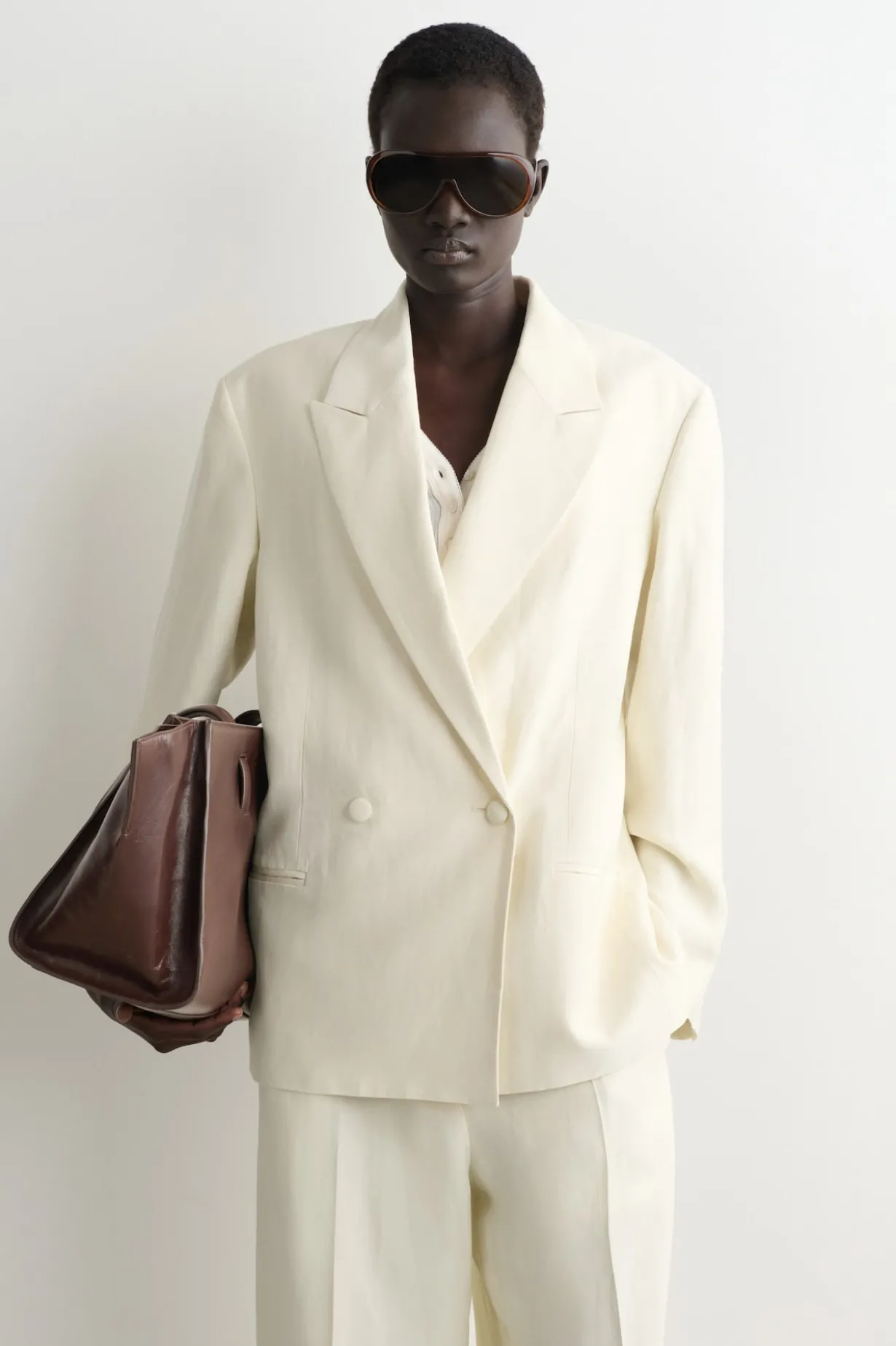 LINEN-BLEND TUXEDO BLAZER