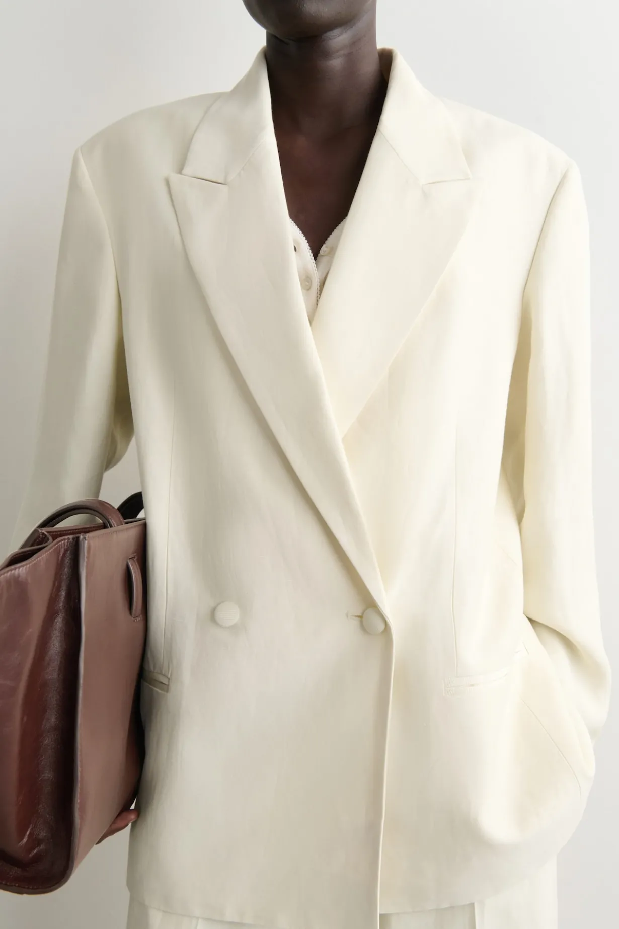 LINEN-BLEND TUXEDO BLAZER