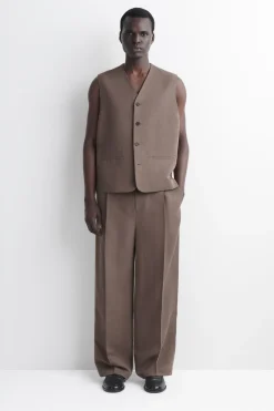 LINEN-BLEND VEST