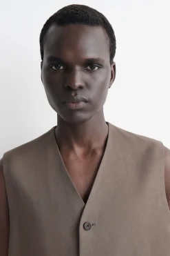LINEN-BLEND VEST