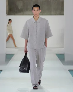 LINEN-WOOL SHORT-SLEEVED ZIP-UP SHIRT