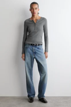 LONG-SLEEVED HENLEY TOP