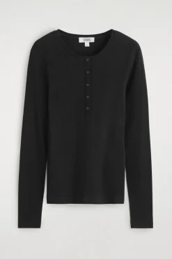LONG-SLEEVED HENLEY TOP