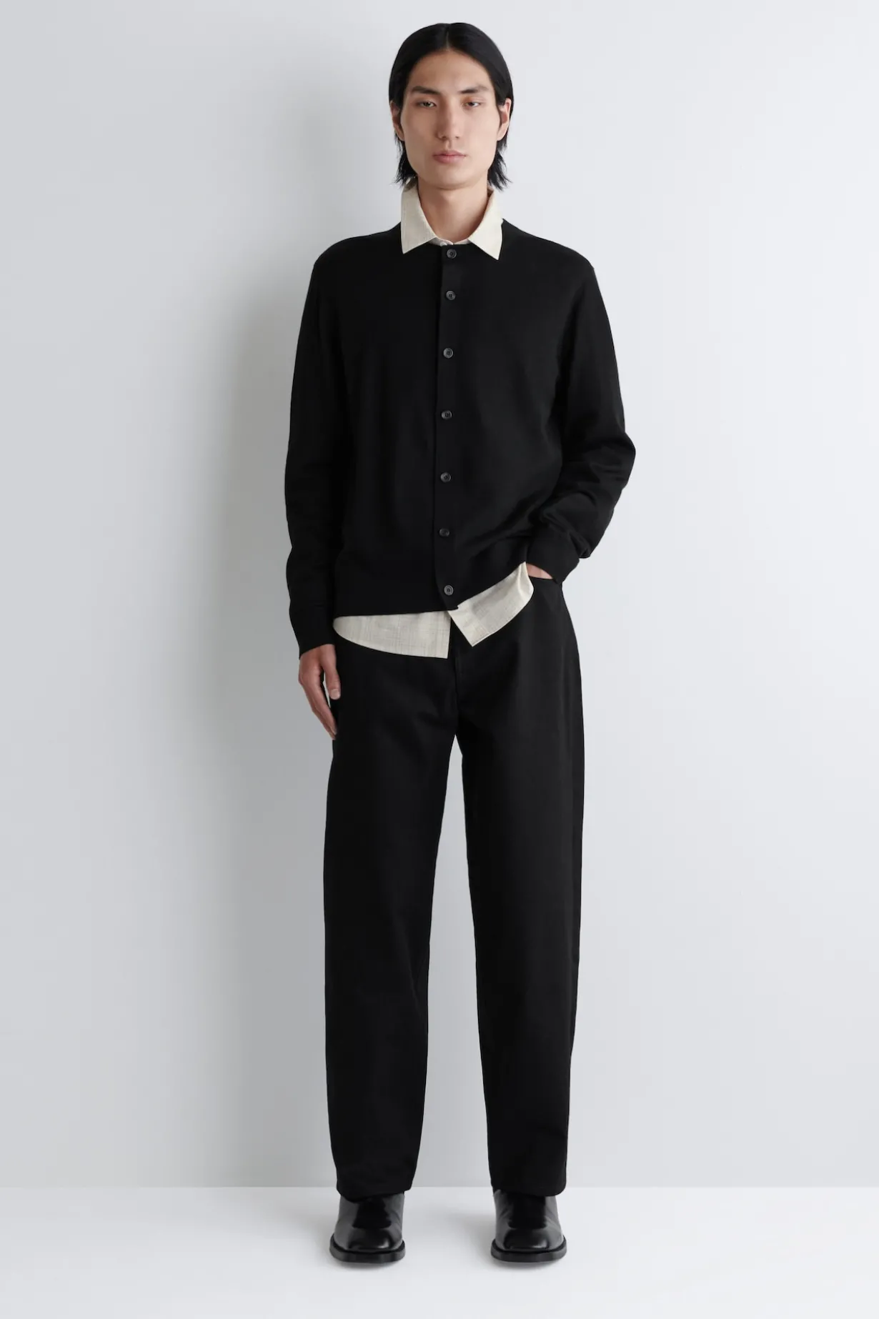 MERINO WOOL CREW-NECK CARDIGAN
