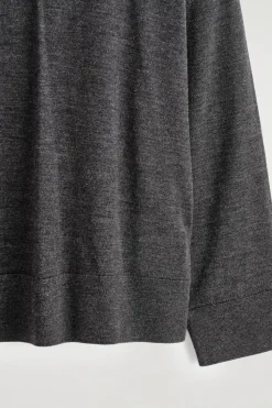 MERINO WOOL TURTLENECK SWEATER