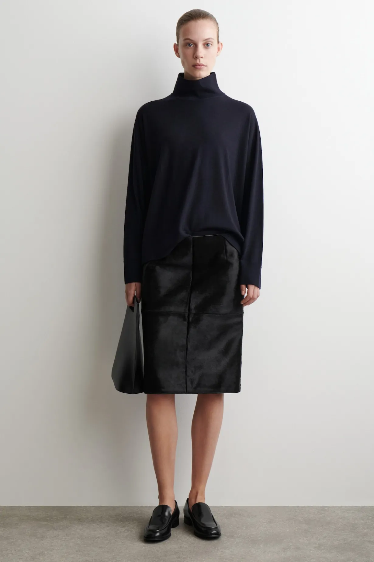 MERINO WOOL TURTLENECK SWEATER