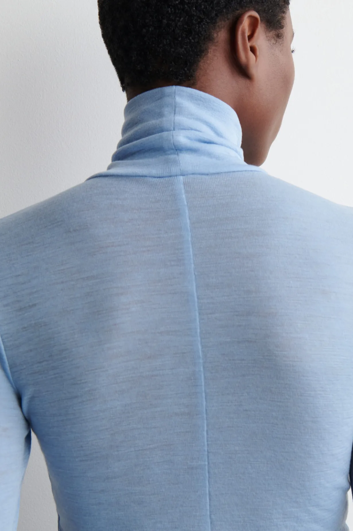 MERINO WOOL TURTLENECK TOP