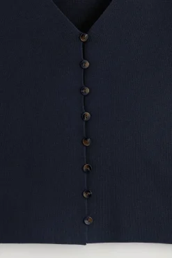 MINIMAL KNITTED V-NECK CARDIGAN