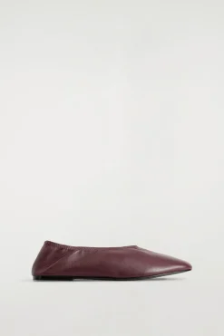 MINIMAL LEATHER BALLET FLATS