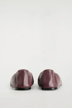 MINIMAL LEATHER BALLET FLATS
