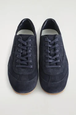 MINIMAL LEATHER SNEAKERS