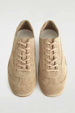 MINIMAL LEATHER SNEAKERS